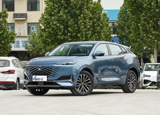 Мощный автоматический Чанг EV Чанган UNI-K 2.0T 2.0L высокоскоростной бензиновый автомобиль