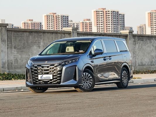 Новый гибридный автомобиль BYD Xia MPV New Energy с бензиновым двигателем 1.5T и гибридным приводом EV